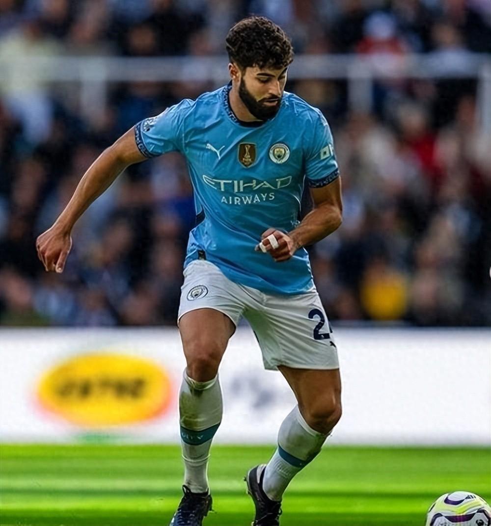 开云体育直播-曼城雄心勃勃，富勒姆陷入低谷的简单介绍