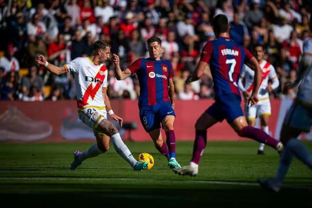 关于欧洲球队交锋火爆，比分胶着悬念揭晓的信息