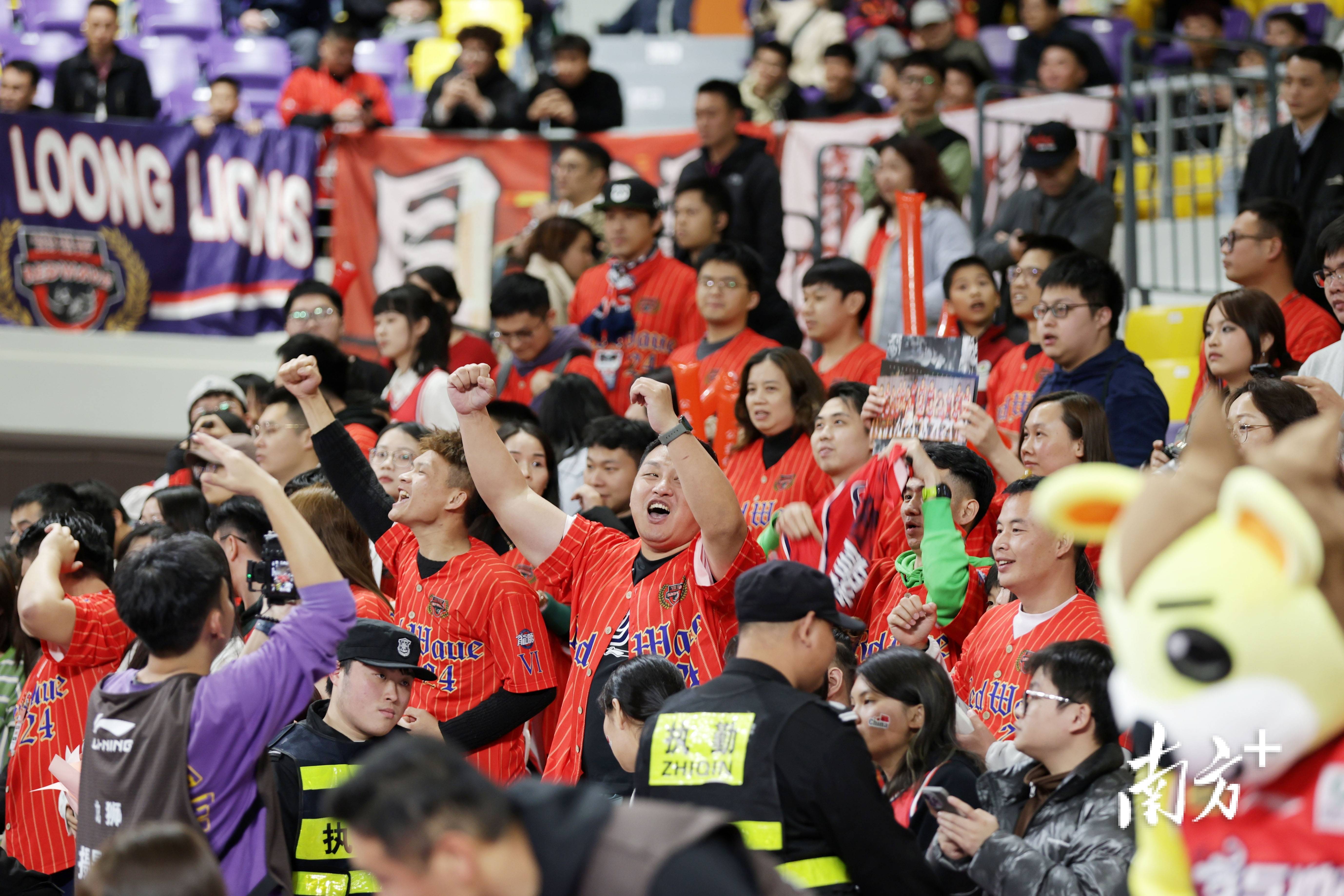 开云体育地址-北京队在主场神奇扭转，引来掌声不绝