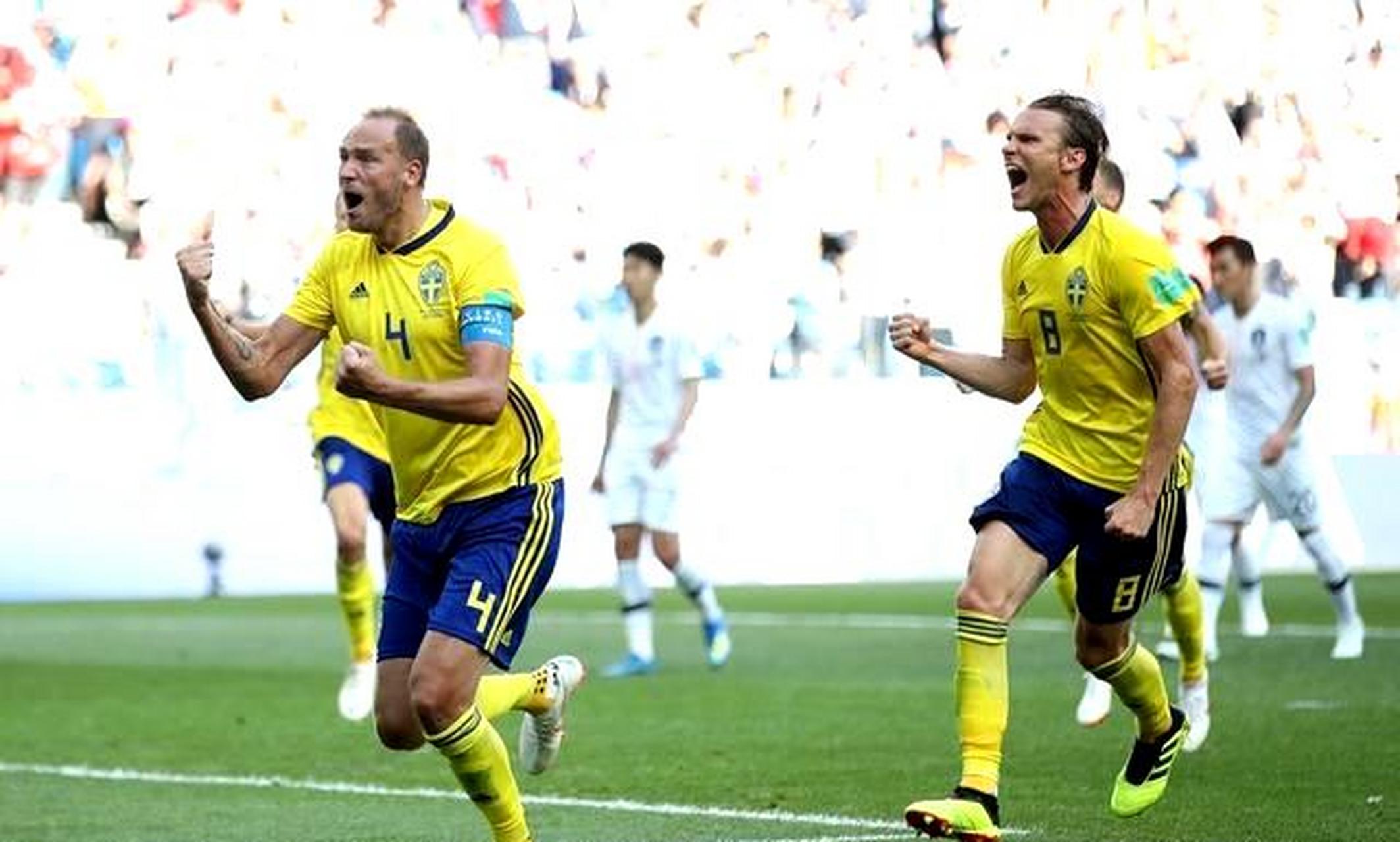 包含欧预赛-瑞典领跑F组战胜西班牙升至第一的词条