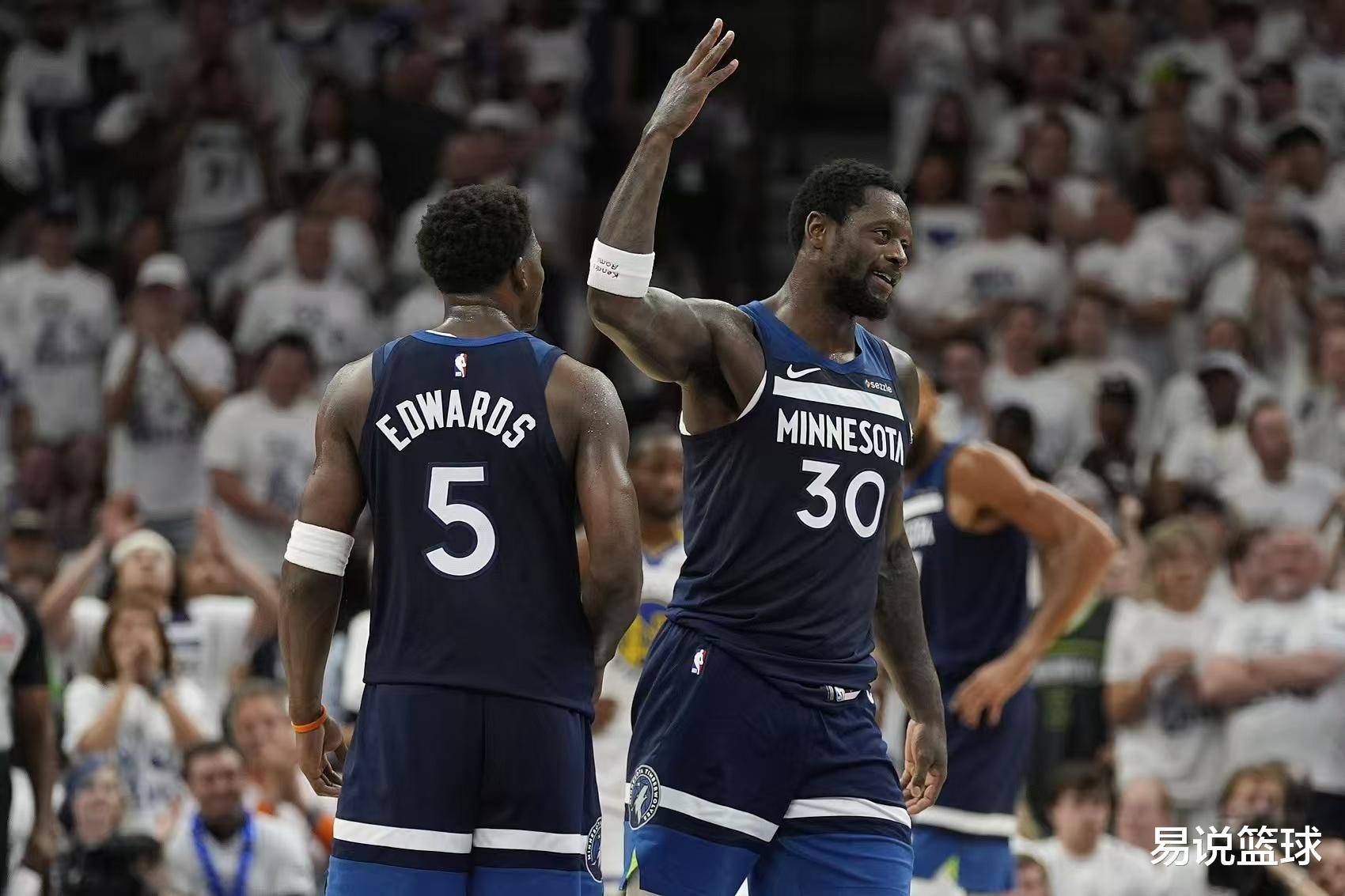 开云体育入口-太阳坐阵主场持续胜利，球队雄心勃发冲击总冠军的简单介绍