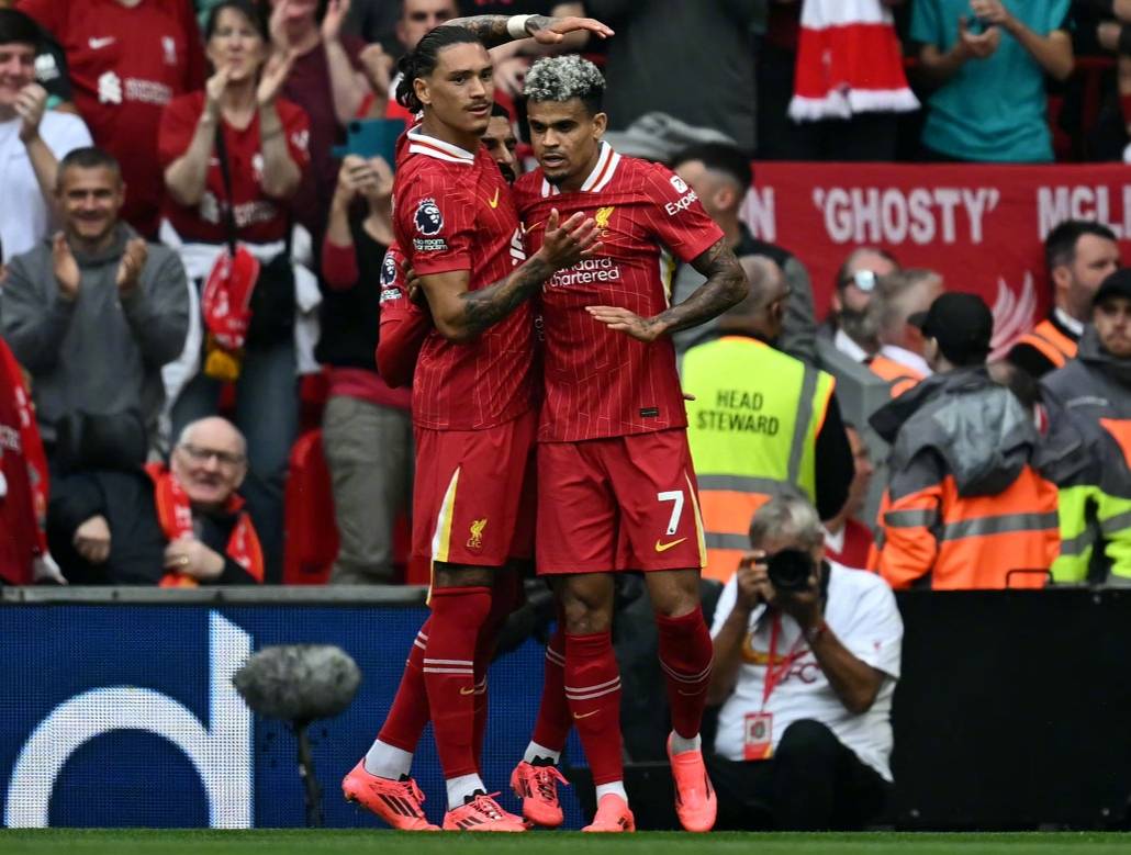 关于沃尔夫斯堡客场摆脱颓势，再度登顶积分榜的信息