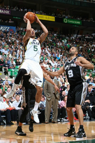 独行侠球员德文哈里斯成功康复预计复出的简单介绍