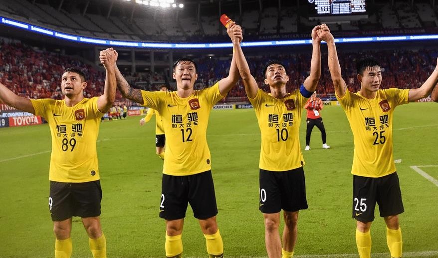 大阪联手取胜，晋级亚冠淘汰赛阶段